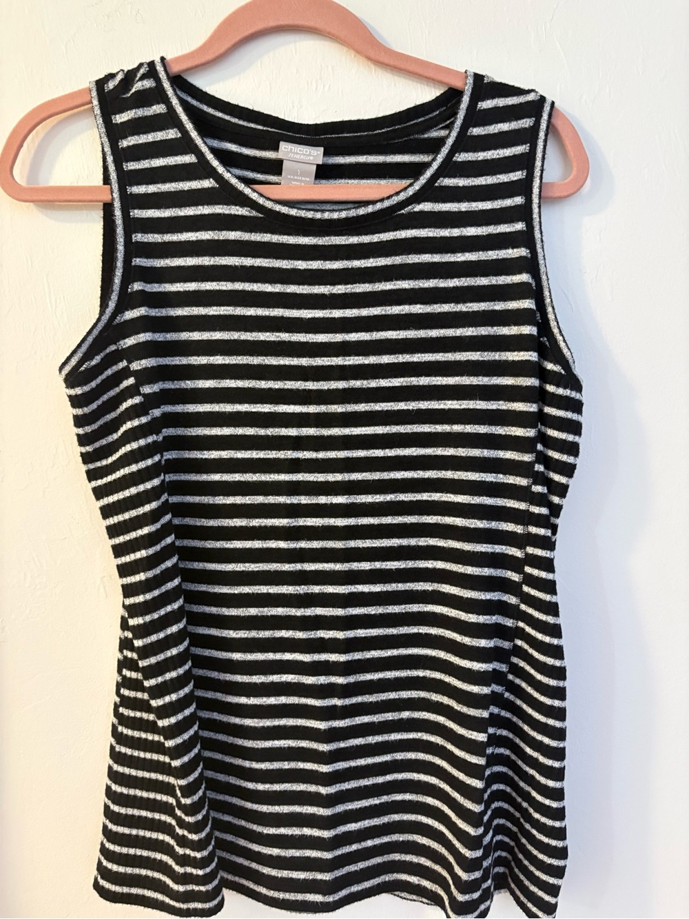 194. Chico's Black and White Striped Crewneck Tank ptp20 &streachableL27”